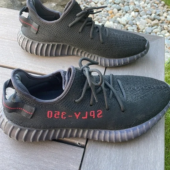 Adidas Yeezy Boost 350 Bred V2 Black Red CP9652 shoes sneakers size 11 - Picture 5 of 7